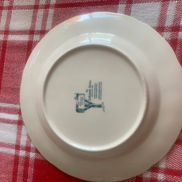The dessert plate scene from The Friendly Village by Johnson Brothers - Picture 2 of 2